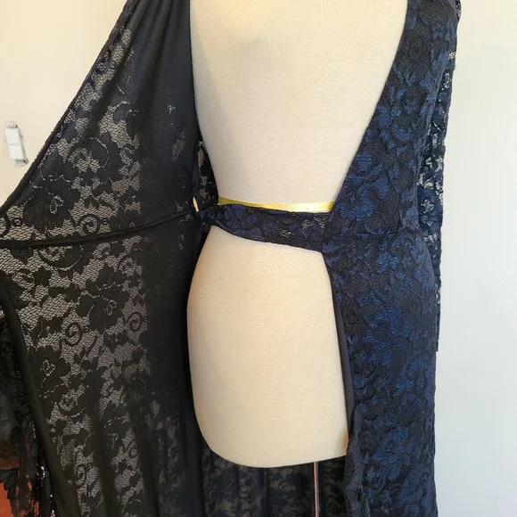 GANNI Flynn Lace V neck Wrap Ruffle and Lace Dress - Picture 15 of 16